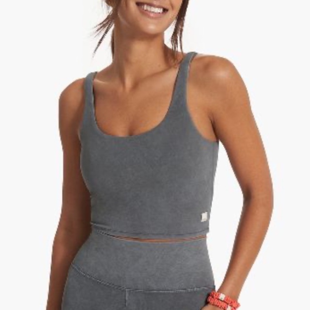 Vuori Daily Crop in Washed Charcoal